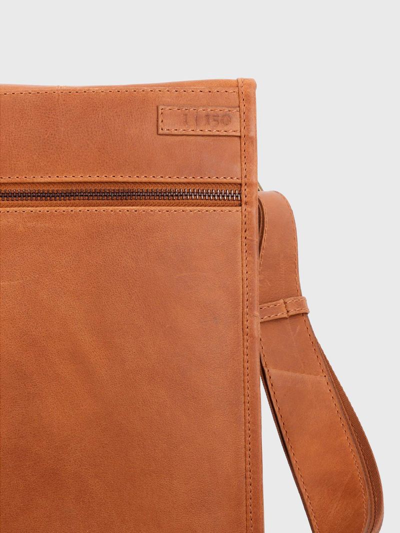 ha102031572-tan-4-category-product-image